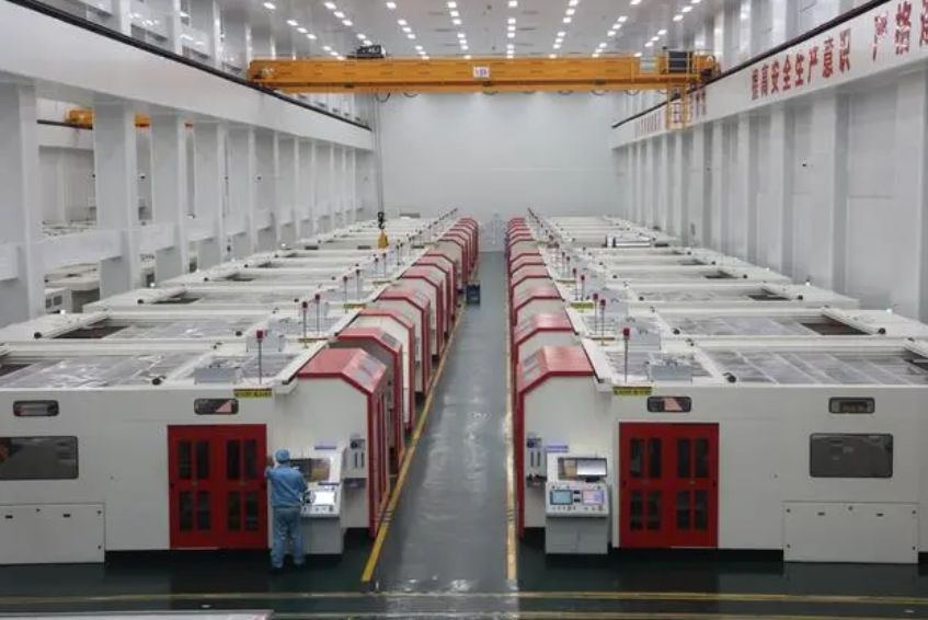 鋰電銅箔厚度僅為頭發(fā)絲的1/22，這家企業(yè)技術(shù)做到行業(yè)領(lǐng)先！